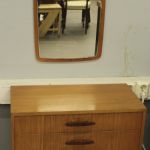 765 2282 CHEST OF DRAWERS